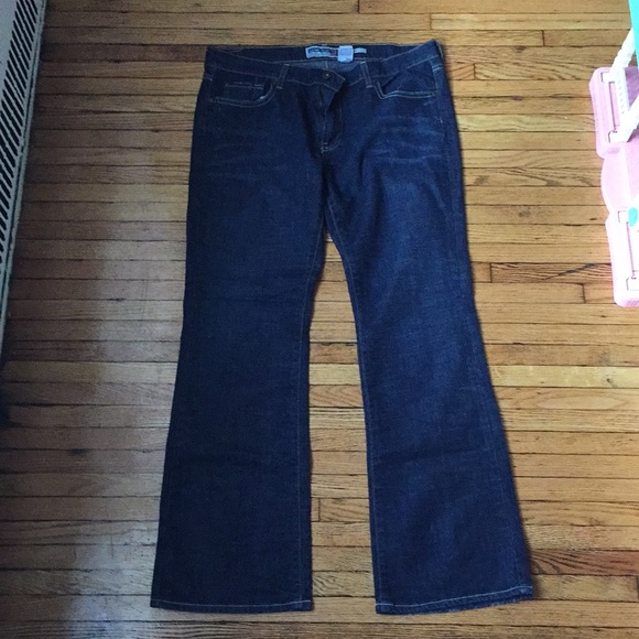 Old Navy Boot Cut Stretch Jeans Size 14 - Picture 2 of 3